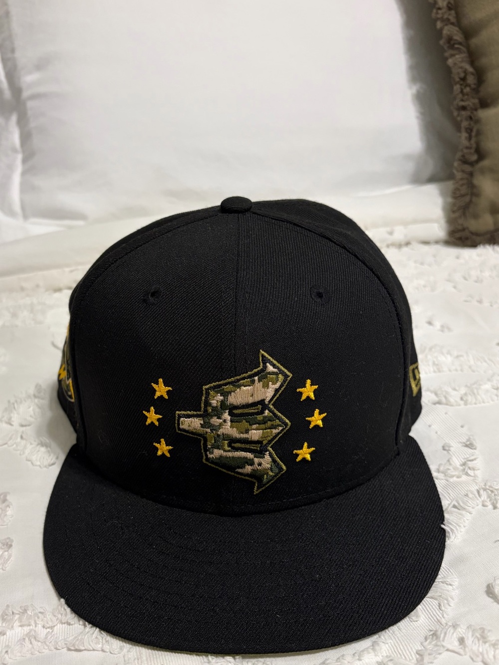 Limited-edition Everett AquaSox 2024 Armed Forces Cap - Size 7 1/2